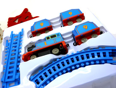 儿童益智玩具 电动托马斯轨道火车套装 儿童拼装玩具/电动托马斯轨道车