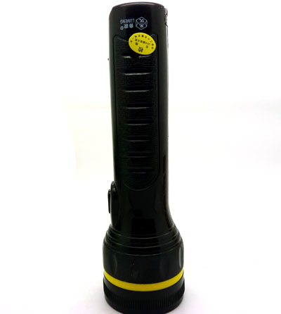 强光实用塑料手电筒 充电手电筒 远射 迷你 家用----307-7灯手电