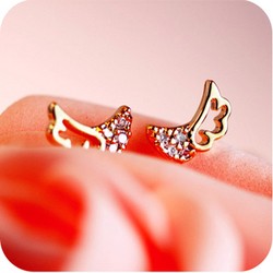 义乌饰品厂批发 韩国潮流精致闪钻镂空天使翅膀耳钉耳饰 女