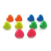 外贸原单饰品 时尚流行 爆款可爱荧光色小桃心耳钉 耳饰 批发价