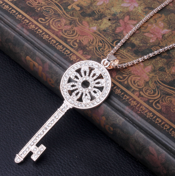 960富贵钥匙毛衣链 韩国可爱百搭猫眼石长款水晶项链千朵饰品