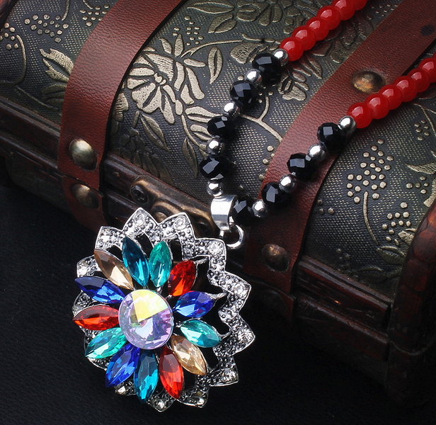 465【红珠链】七彩云朵佛珠毛衣链 韩国可爱百搭长款镶钻项链