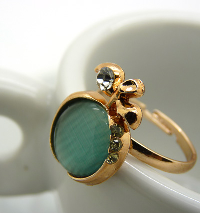 优质猫眼石戒指 钛钢戒指 情侣指环 苹果韩版戒指环 潮流饰品 生日礼物