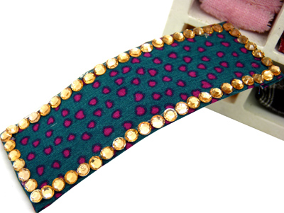 时尚精美头饰发夹 镶钻边夹 复古魅力发饰 点钻压夹