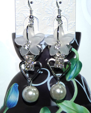 清新亚太流行亮钻花环珍珠耳环