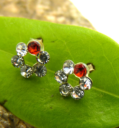 钛钢饰品锆石闪亮耳钉镶钻耳钉耳骨钉 葡萄 蝴蝶结 十字架耳钉