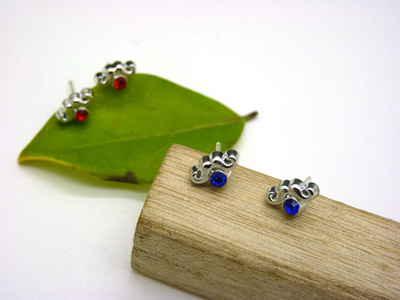 韩国饰品时尚个性爱心耳钉 锆石超闪耳钉耳环 防过敏耳饰品 合金耳钉