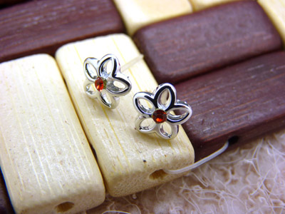 韩国小清新耳钉 合金锆石耳钉 潮流女耳饰品耳环 个性时尚合金耳钉