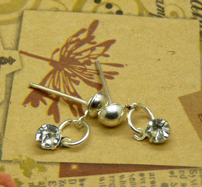 个性复古简约耳钉镀千足银水钻防过敏养耳耳针