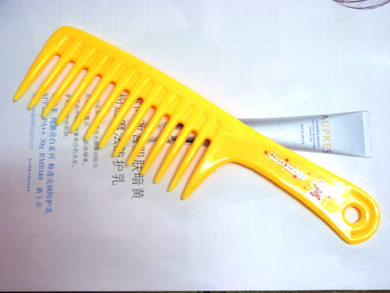 可爱卡通宽齿好用梳（1041）