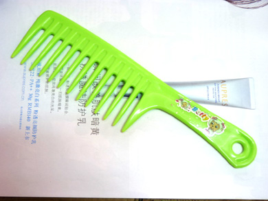 可爱卡通宽齿好用梳（1041）