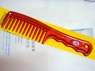 时尚珠光宽齿梳（2049）