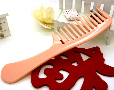 时尚个性耐摔梳 大把直发宽齿梳 卷发梳 家用头梳 化妆梳----8881百折不断宽齿梳