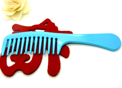 时尚个性耐摔梳 大把直发宽齿梳 卷发梳 家用头梳 化妆梳----8881百折不断宽齿梳