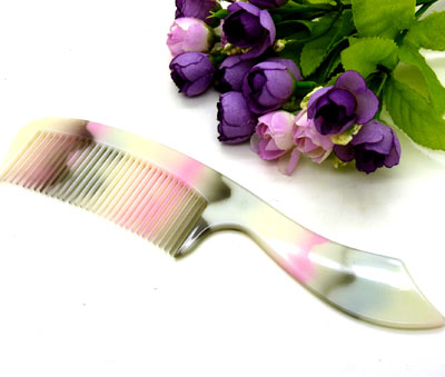 创意彩色梳  化妆梳 时尚发梳 日用梳----仿玉刀把梳