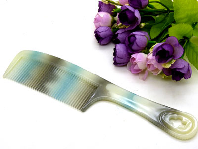 创意彩色梳 化妆梳 时尚发梳 日用梳----仿玉单孔梳