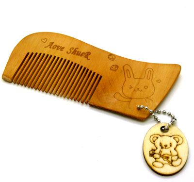 时尚发梳 耐热防静电 家用梳  日用梳----桃木挂件把梳