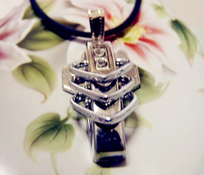 钛钢灰色系列 男款黑皮绳项链