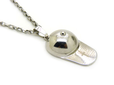 韩版时尚钛钢饰品男士个性非主流朋克项链 女吊坠 -藏银钛钢镶钻项链	小礼帽项链