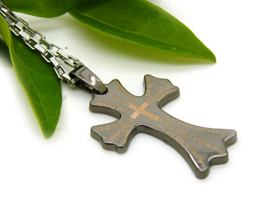 非主流朋克项链 女吊坠 -藏银钛钢镶钻项链	