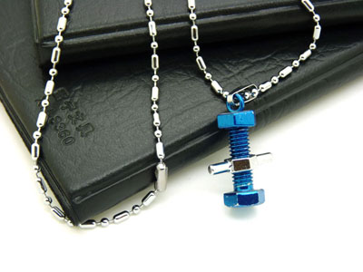 高档韩版时尚男士女士首饰品吊坠挂饰 -藏银钛钢项链