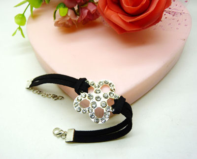 手链女皮绳韩版镶钻手链 个性饰品朋克手饰品 -合金皮绳镶钻手链