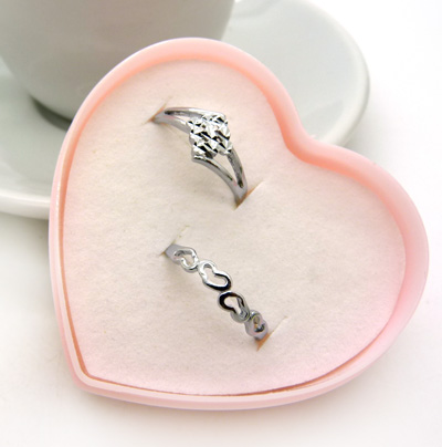 韩版 潮人姐妹钛钢戒指 情侣戒指姐妹指环