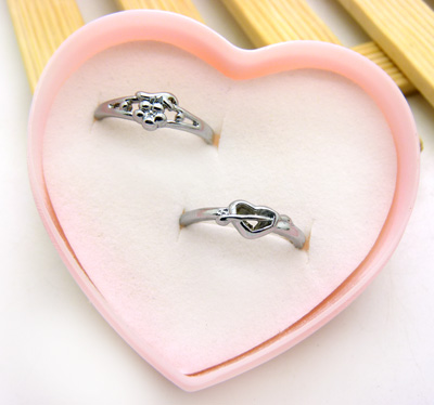 韩版 潮人姐妹钛钢戒指 情侣戒指姐妹指环