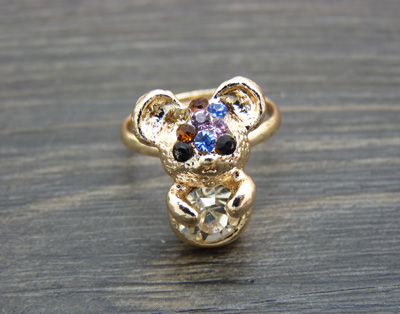 保色镀玫瑰金戒指 女潮人指环宝石镶钻时尚戒 装饰品戒指	