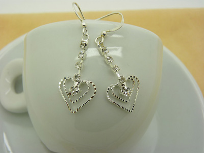  韩版百搭耳坠 个性耳环精致首饰瑞士闪钻耳饰 -耳钉	