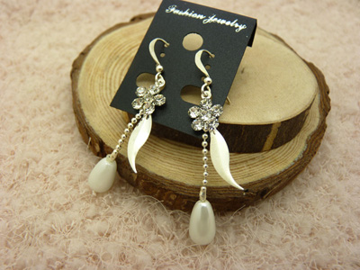 合金水晶蝴蝶结耳环耳坠耳饰 -钛钢锆石耳环