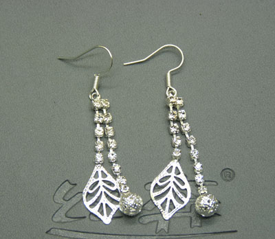 镀银耳环水钻靓女气质流苏耳坠女款耳饰防过敏 耳环长款女	