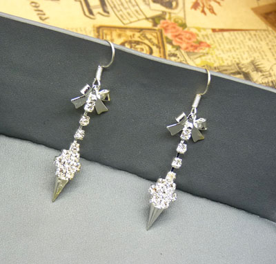 镀银耳环水钻靓女气质流苏耳坠女款耳饰防过敏 耳环长款女	