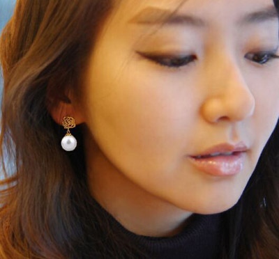  日韩精致时尚气质水钻耳钉耳环耳挂 女防过敏耳饰品	