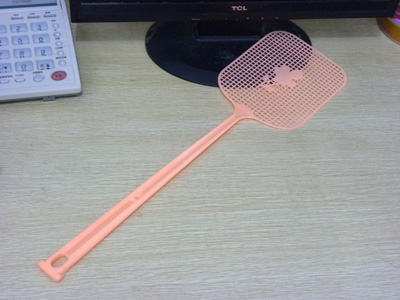 加厚防摔 夏季户外彩色塑料网 实用手掌苍蝇拍 灭蚊拍--513(513蚊拍)