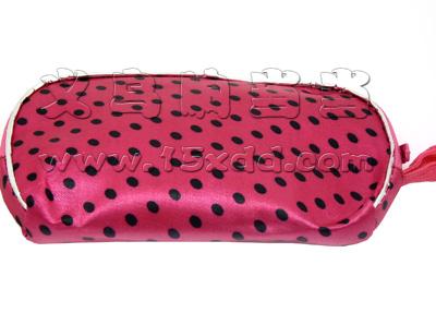 新款可爱点点PU化妆包 手拿包 女式收纳包 零钱包