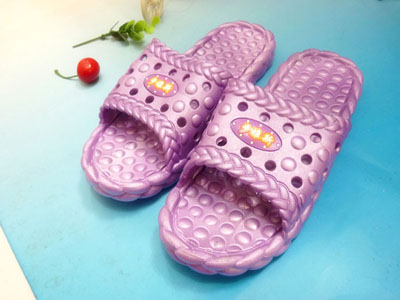 新款拖情侣男女款厚底沙滩鞋防滑按摩底家居家浴室拖鞋男-----1501