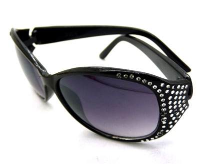 太阳镜女 大框潮酷墨镜女士时尚优雅眼镜 防紫外线 树脂材料----2107