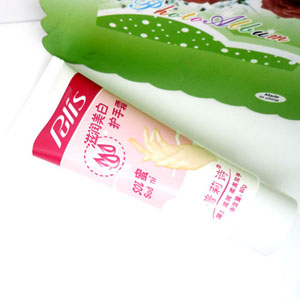 滋润美白护手霜	