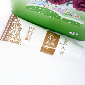 滋润美白护手霜	