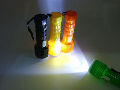 迷你小电筒 塑料小手电 纽扣电池小手电 -手电筒330