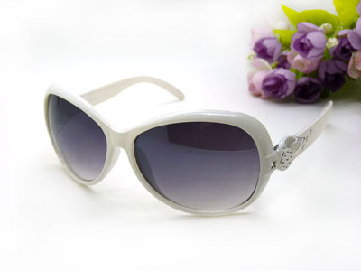2015新款女士近视偏光镜小框司机专用太阳镜优雅墨镜-357	
