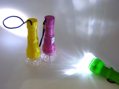 迷你小手电家居日用LED环保手电筒 -手电筒6388	