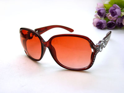 太阳眼镜 女 优雅奢华水钻时尚墨镜驾驶镜-8008-65号