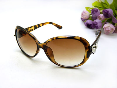 新款太阳镜女明星款大框圆脸墨镜-3612	-61号