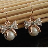 日韩精致时尚气质水钻耳钉耳环耳挂 女防过敏耳饰品	