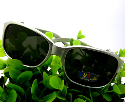 儿童太阳眼镜小孩潮宝宝墨...