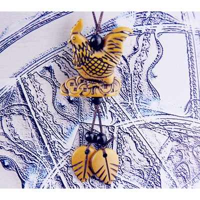 生肖和柏叶/手机挂件	