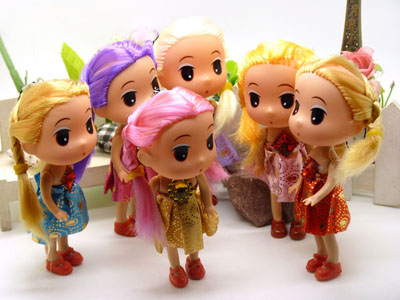 芭比洋娃娃甜甜屋芭芘过家家女孩玩具	