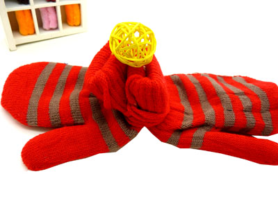 中童抱抱流行手套冬款全指保暖一线挂式手套（47号）